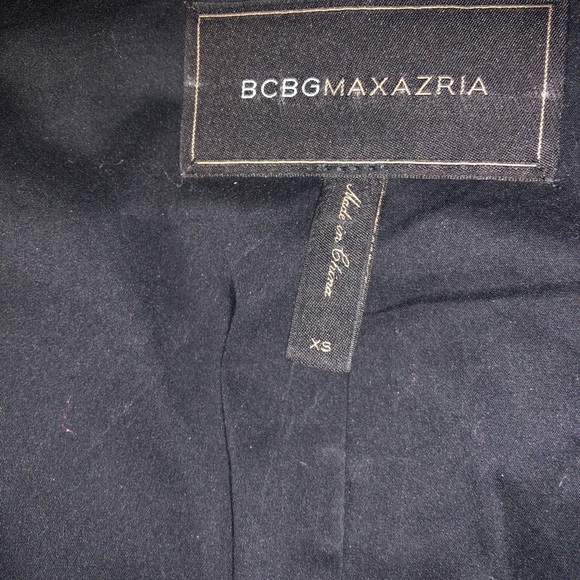 BCBG Max Azria Cape jacket and short set - Picture 3 of 5